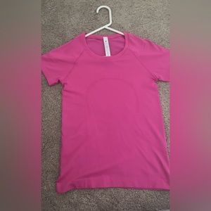 Sonic pink lululemon swiftly tech